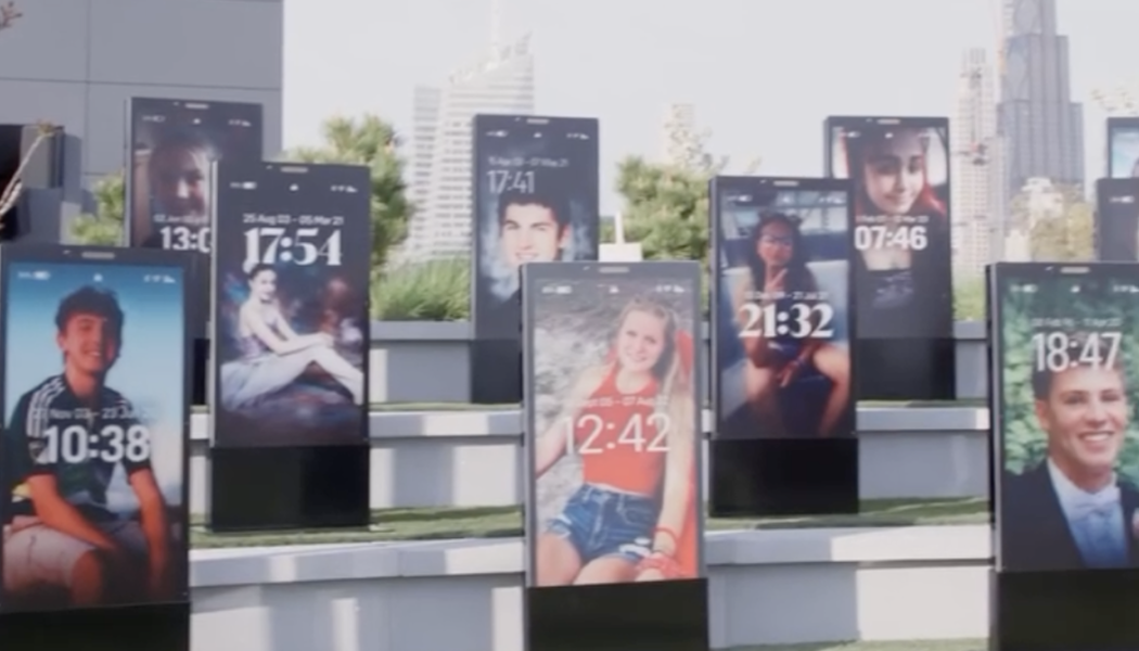A Memorial for Children Lost to Social Media